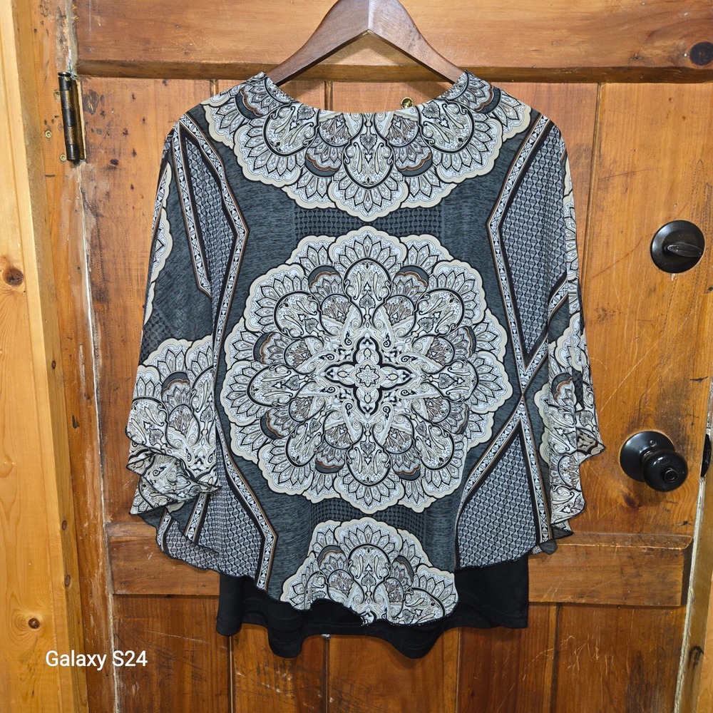 Sara Michelle Grey Black Medallion Paisley V-Neck Layered Blouse XL 6069MCPP - Picture 4 of 5